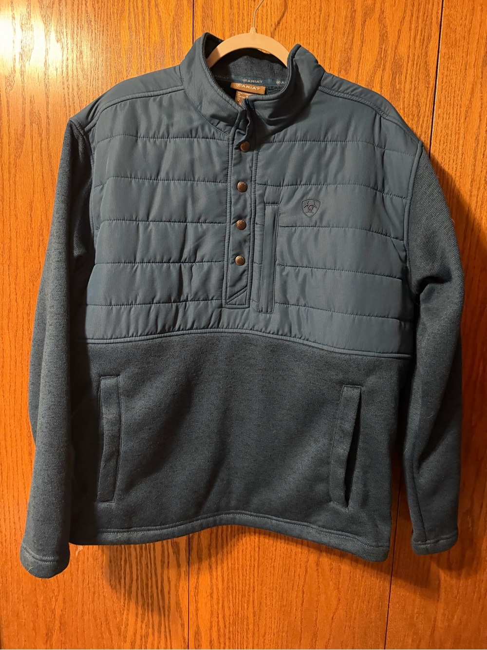 Ariat Caldwell Reinforced Snap Sweater Men’s XL Teal Quilted Hybrid Pullover